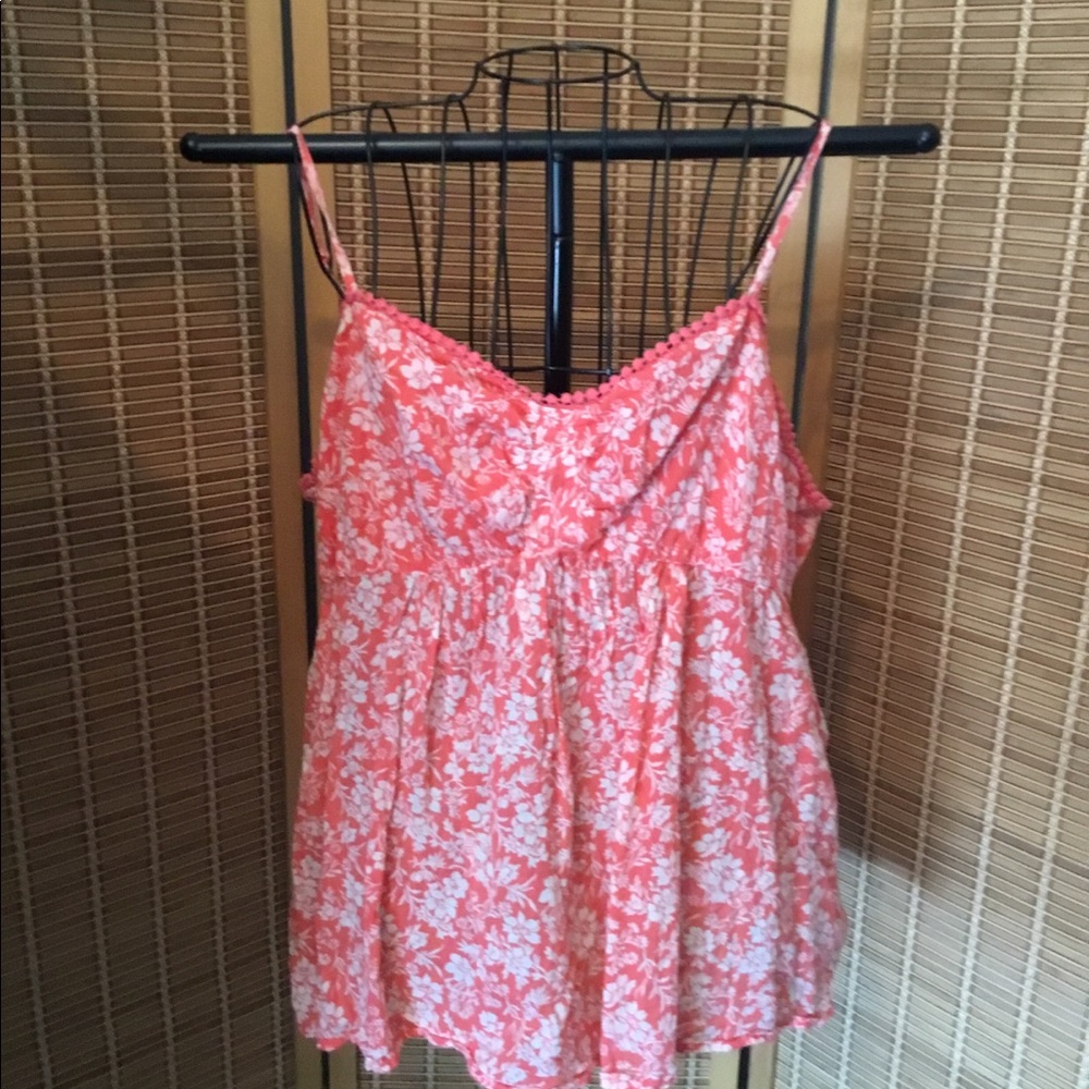 Sleeveless top